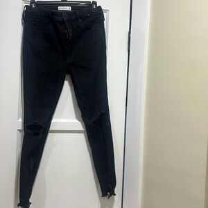 Abercrombie and Fitch high-rise super skinny ankle size 6 short
